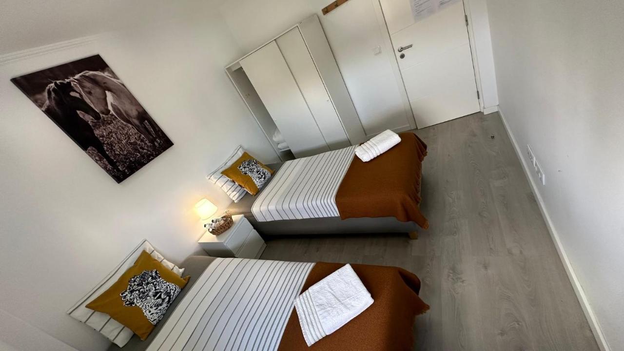 Airport Room Lisboa Exteriör bild